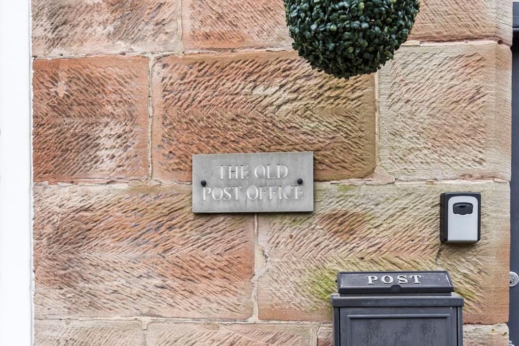 Вілла The Old Post Office 5 Mins Drive To Alton Towers Екстер'єр фото